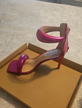 Steve Madden Metallic Hot Pink Ankle-Strap Stiletto
